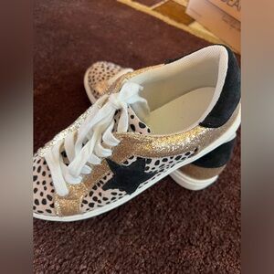 Women’s star sparkly sneakers. Barely worn.